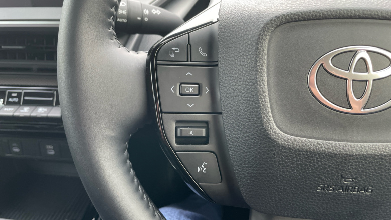 Toyota Prius 2.0 PHEV Design 5dr CVT Hatchback